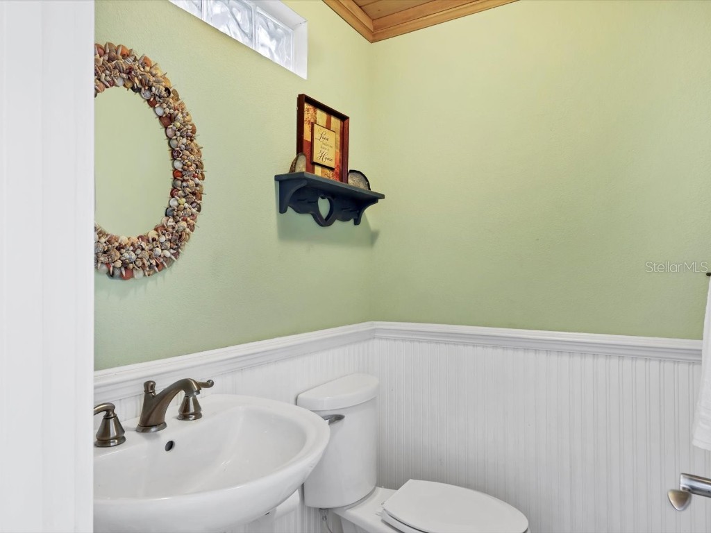 4708 Hidden River Road Sarasota FL 34240 A4671077 image21