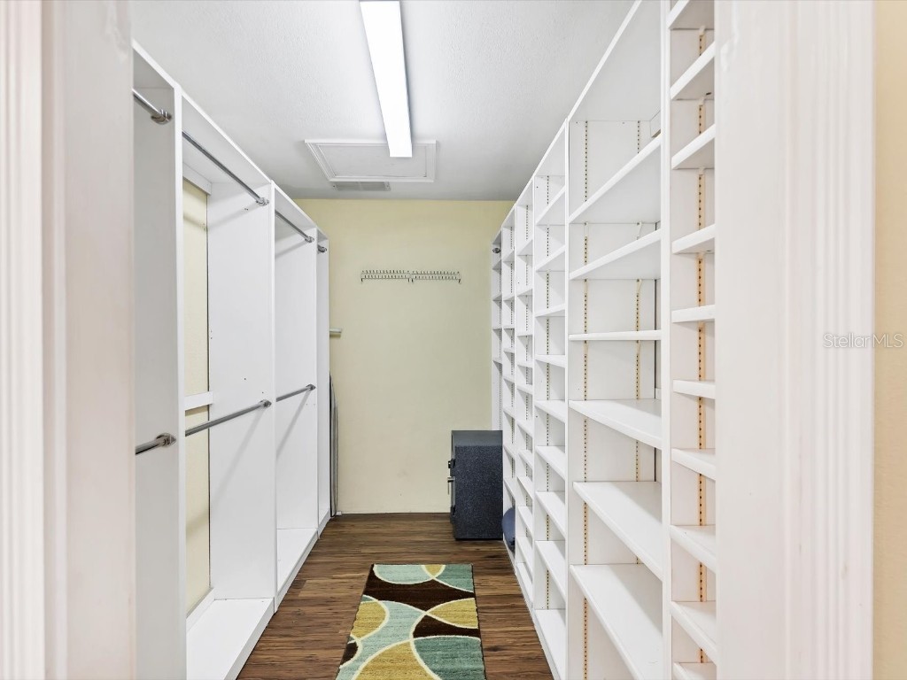 4708 Hidden River Road Sarasota FL 34240 A4671077 image25