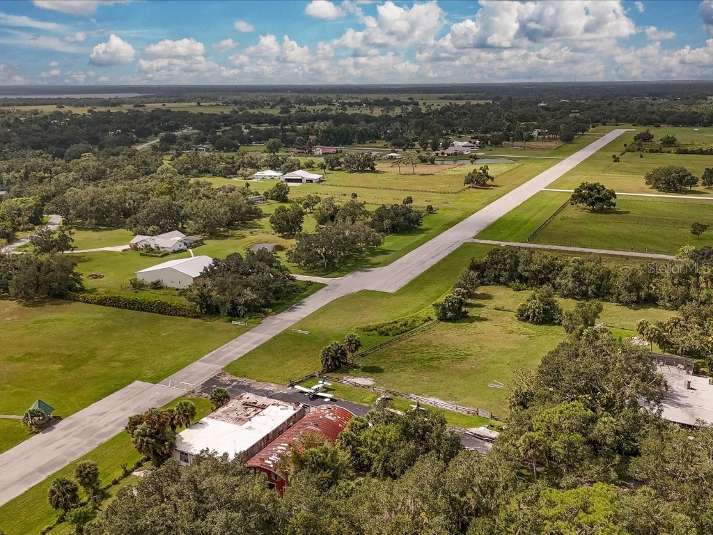 4708 Hidden River Road Sarasota FL 34240 A4671077 image62