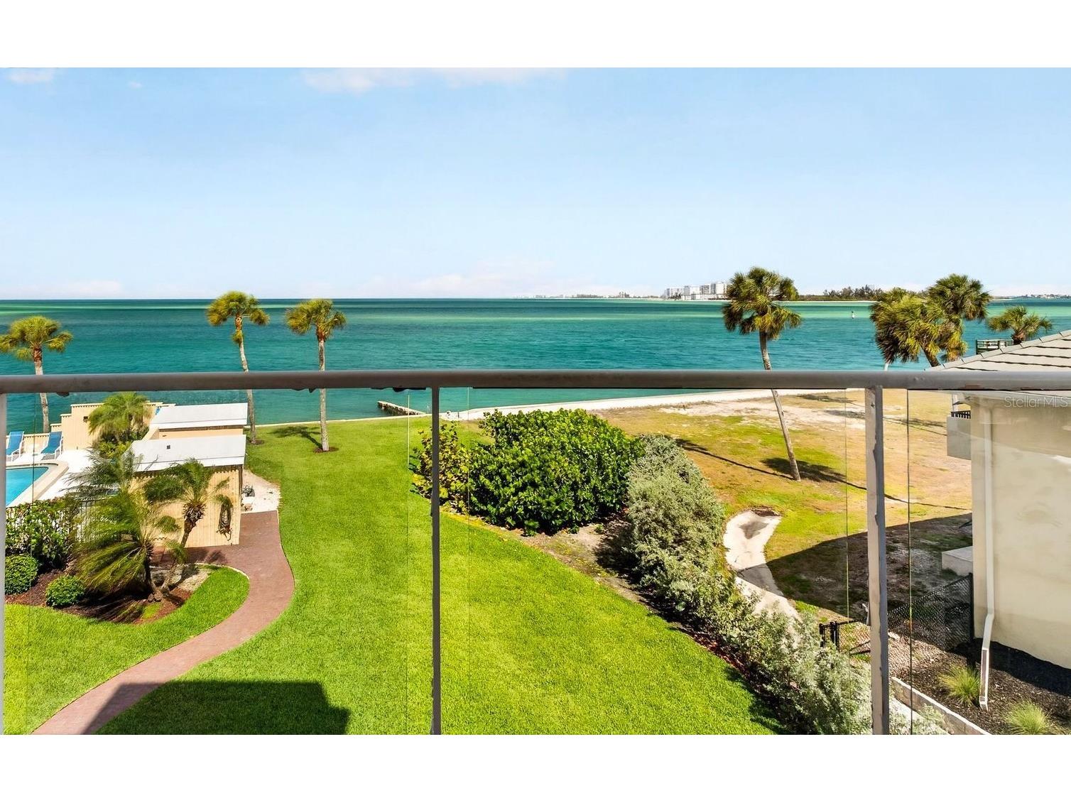 4708 Ocean Boulevard #E4 Sarasota FL 34242 - GULF OF MEXICO AND BIG PASS A4689440 image18