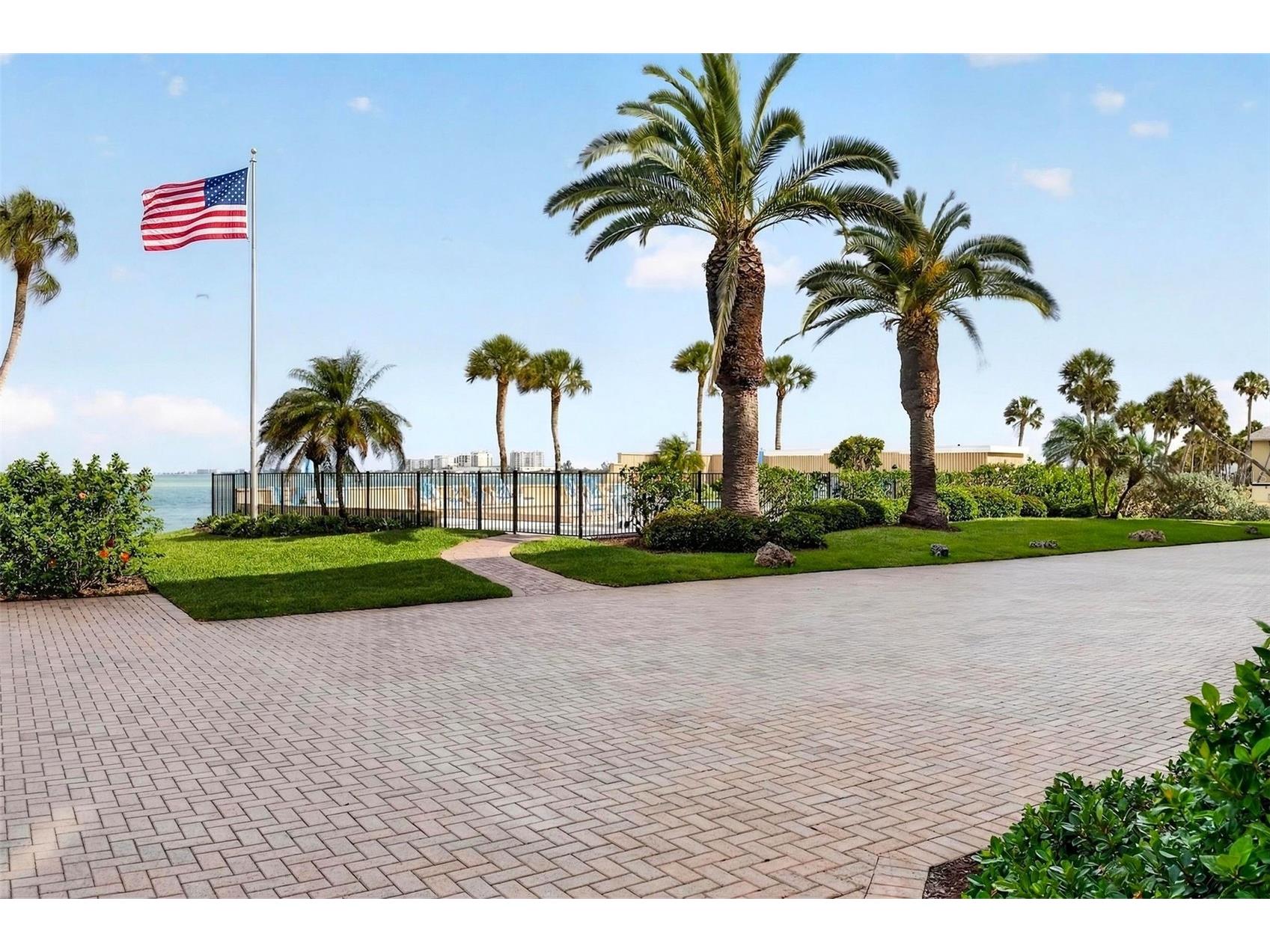 4708 Ocean Boulevard #E4 Sarasota FL 34242 - GULF OF MEXICO AND BIG PASS A4689440 image29