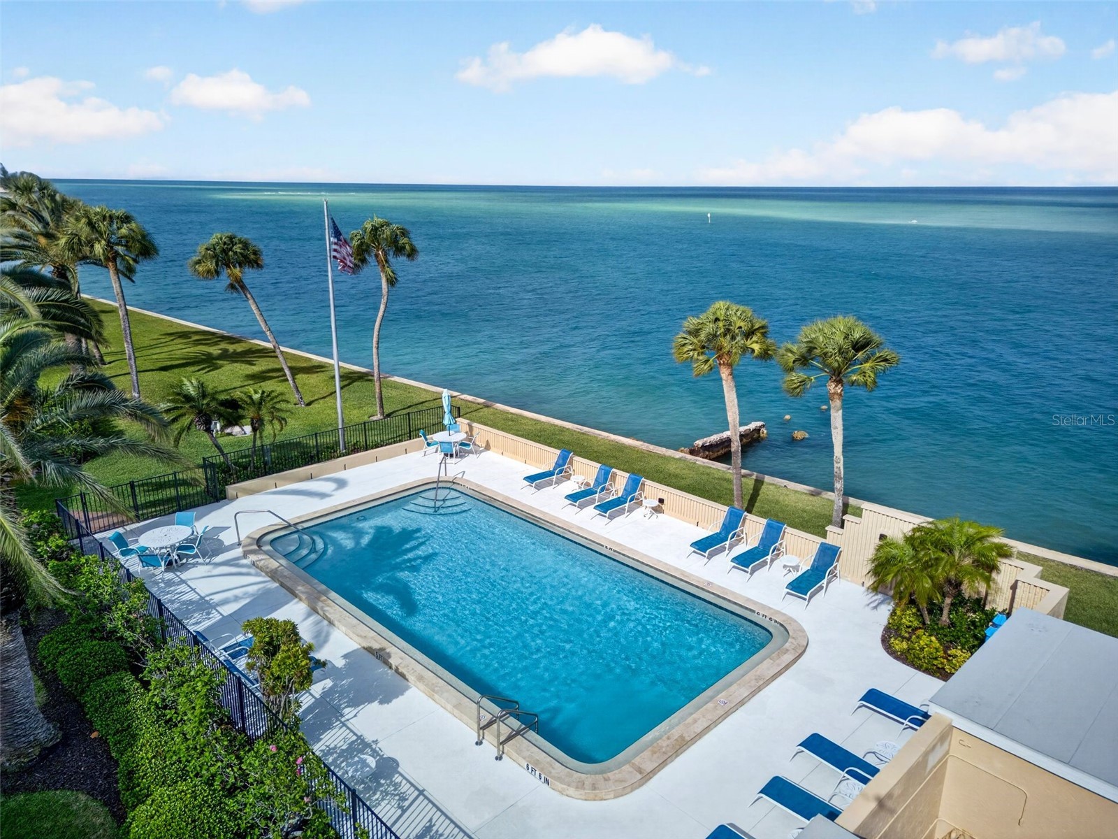 4708 Ocean Boulevard #E4 Sarasota FL 34242 - GULF OF MEXICO AND BIG PASS A4689440 image32