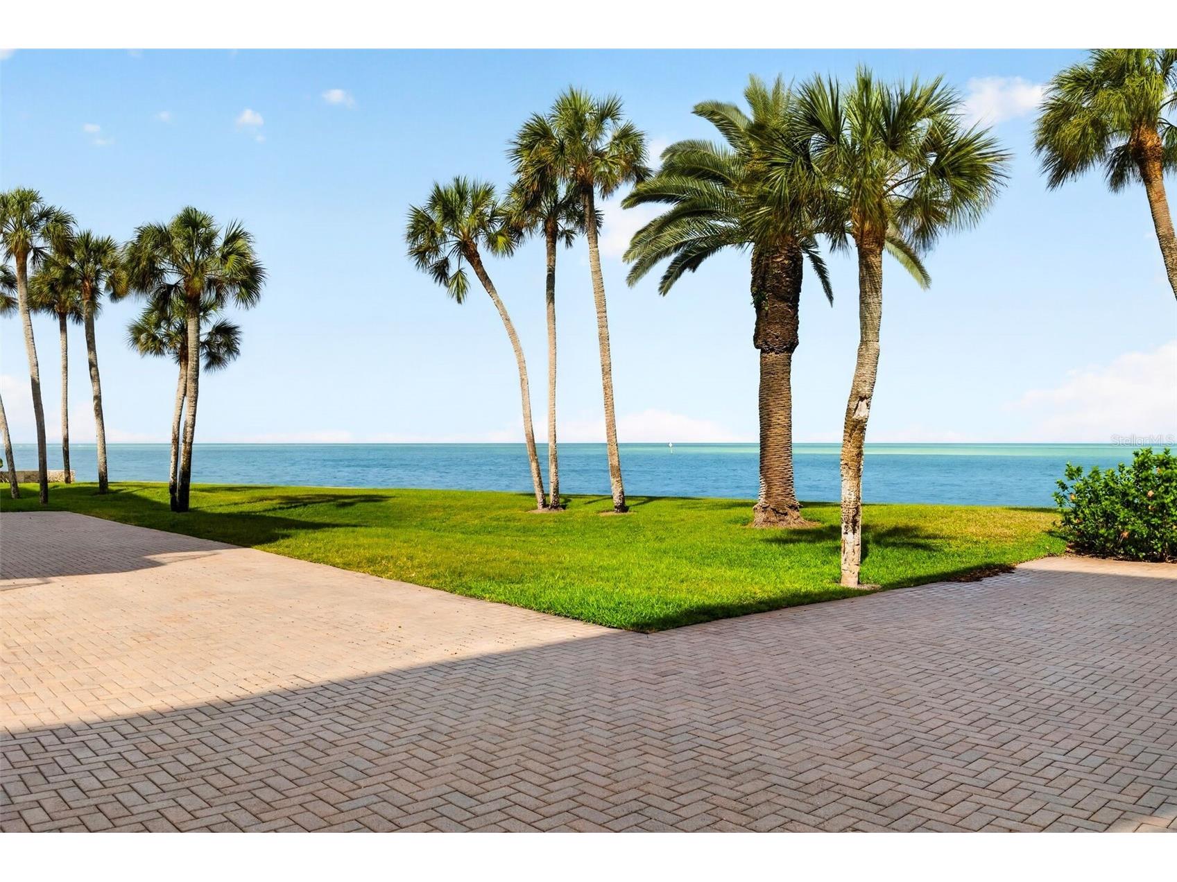 4708 Ocean Boulevard #E4 Sarasota FL 34242 - GULF OF MEXICO AND BIG PASS A4689440 image33