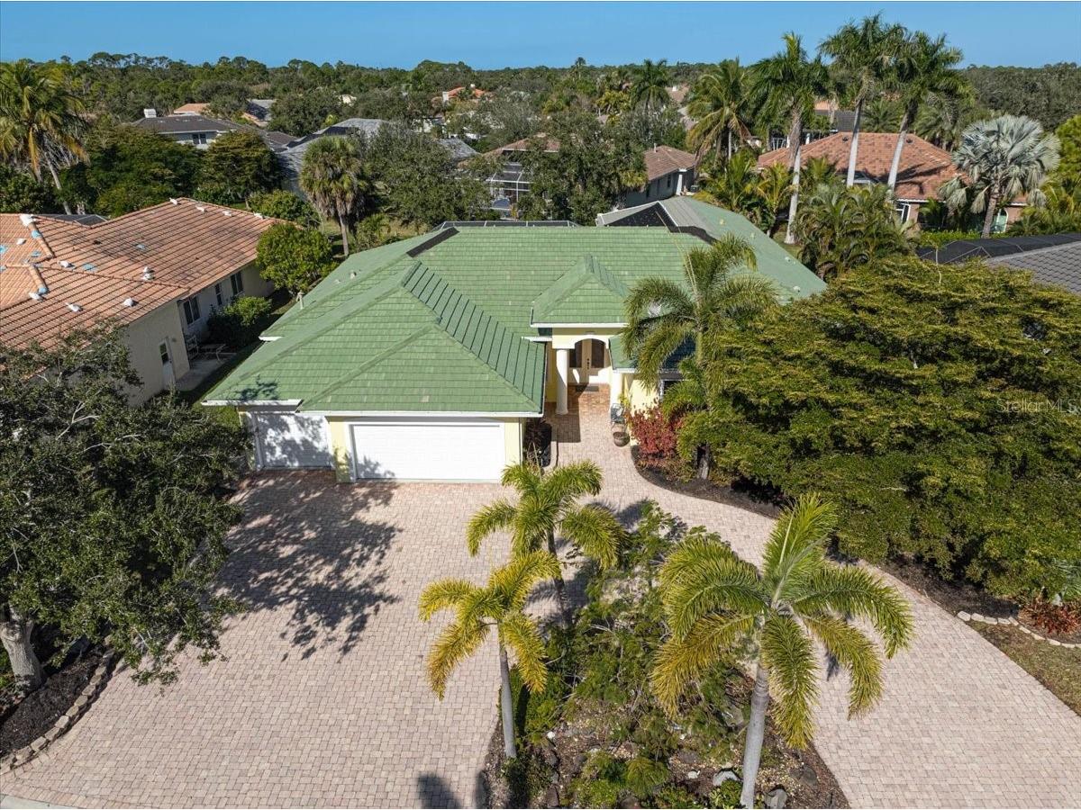 4708 Sweetmeadow Circle Sarasota FL 34238 A4679995 image1