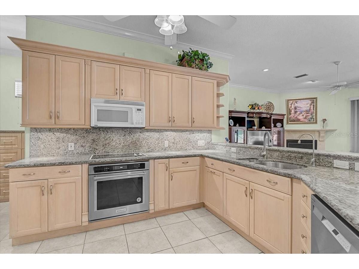 4708 Sweetmeadow Circle Sarasota FL 34238 A4679995 image14