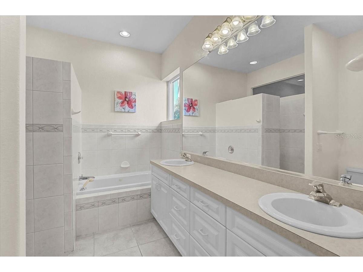 4708 Sweetmeadow Circle Sarasota FL 34238 A4679995 image20