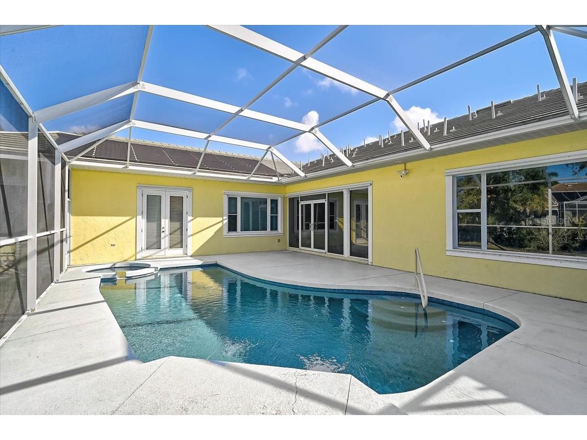 4708 Sweetmeadow Circle Sarasota FL 34238 A4679995 image3