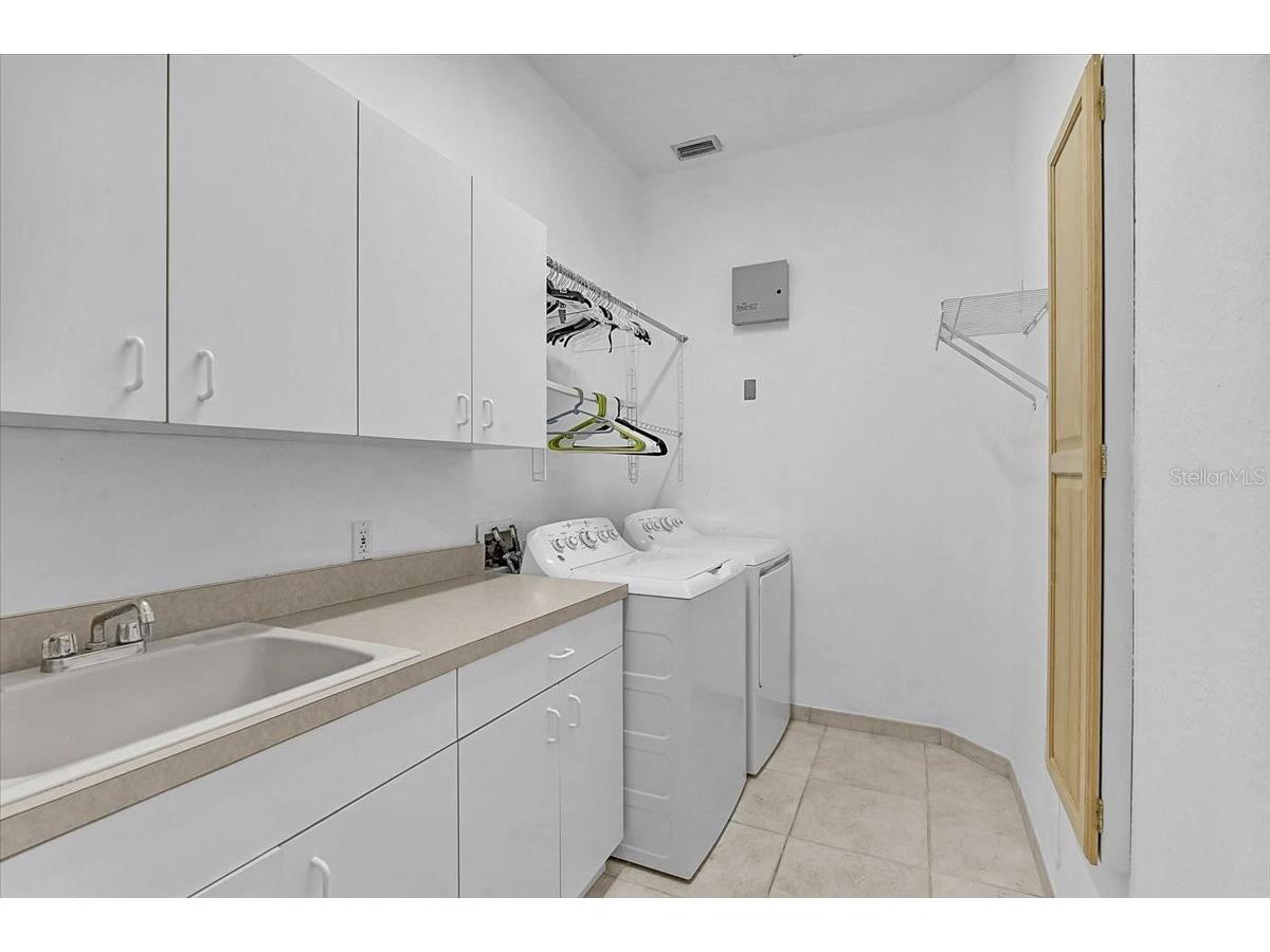 4708 Sweetmeadow Circle Sarasota FL 34238 A4679995 image30