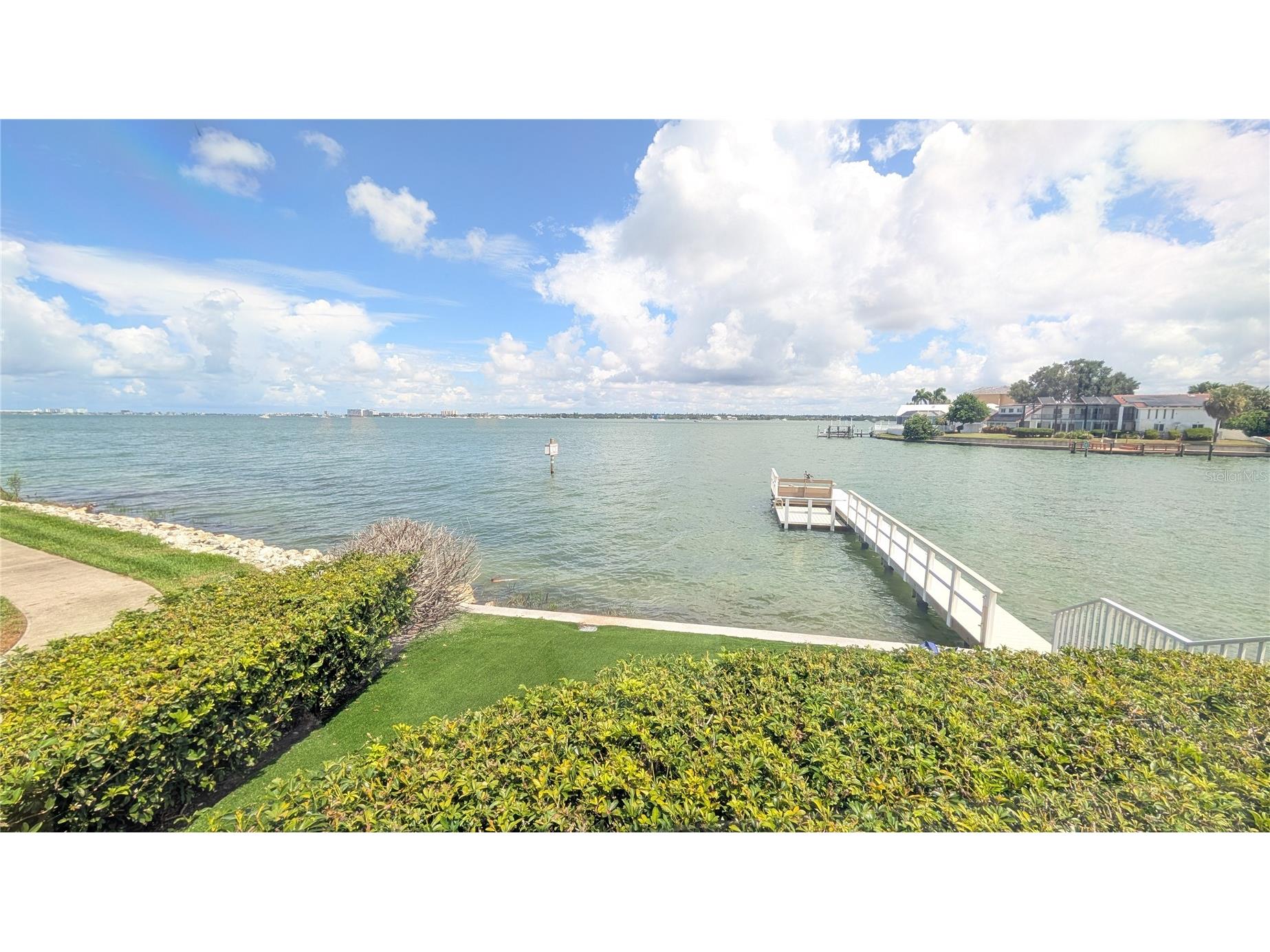 4709 Dolphin Cay Lane Saint Petersburg FL 33711 - BOCA CIEGA BAY TB8519609 image1