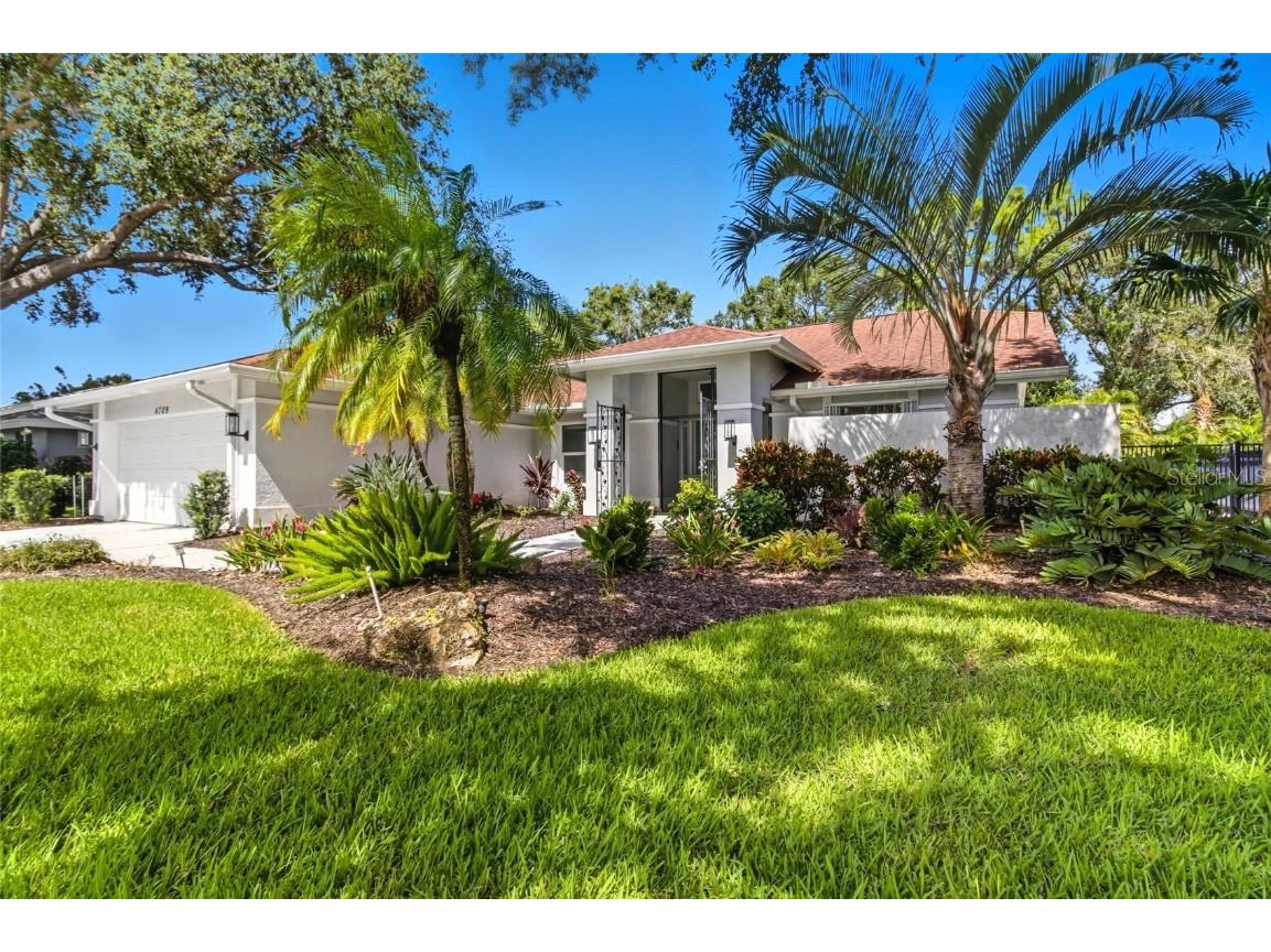 4709 Meadowview Circle Sarasota FL 34233 A4667036 image1