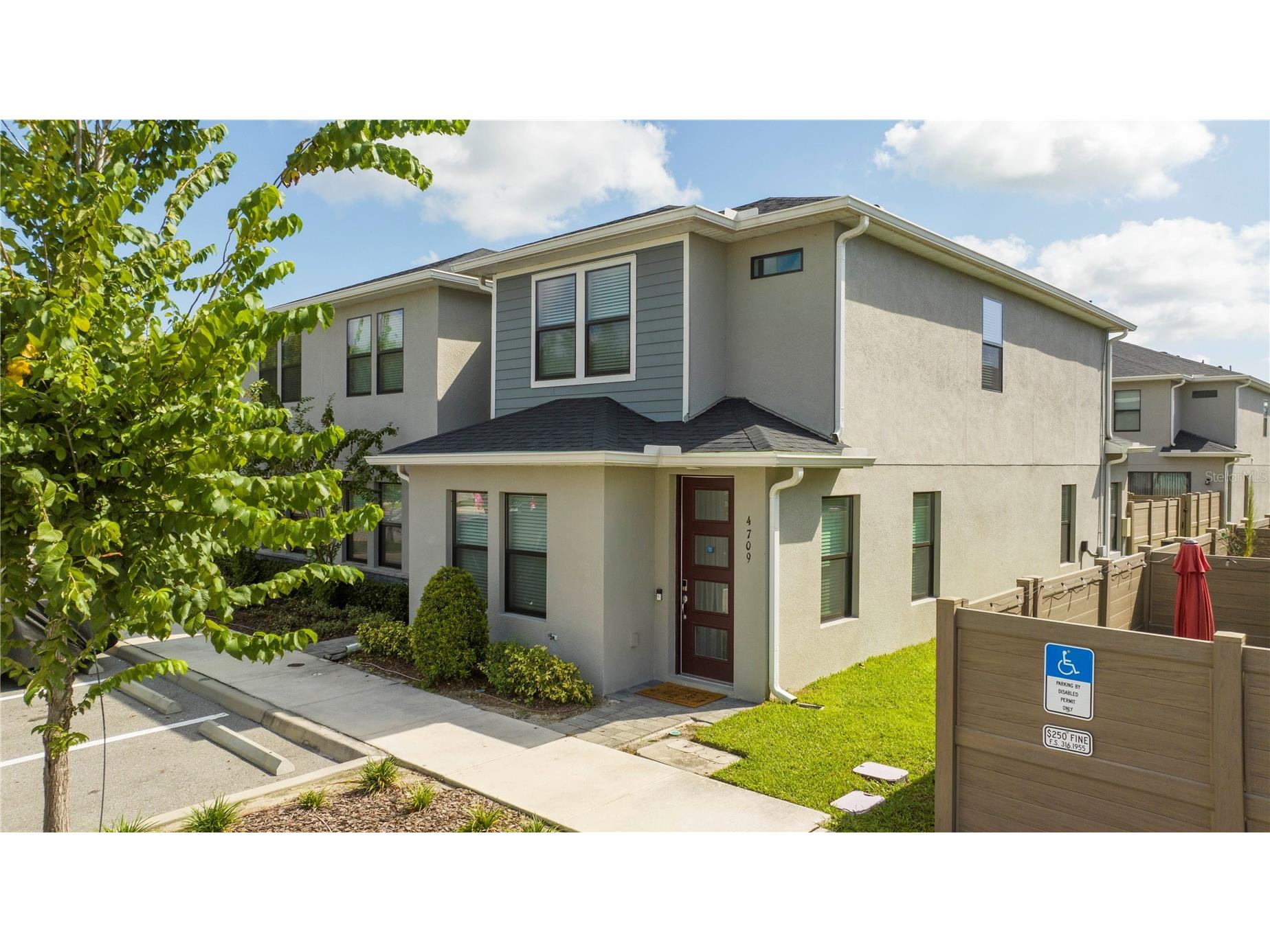 4709 Terra Esmeralda Drive Kissimmee FL 34746 O6392006 image1