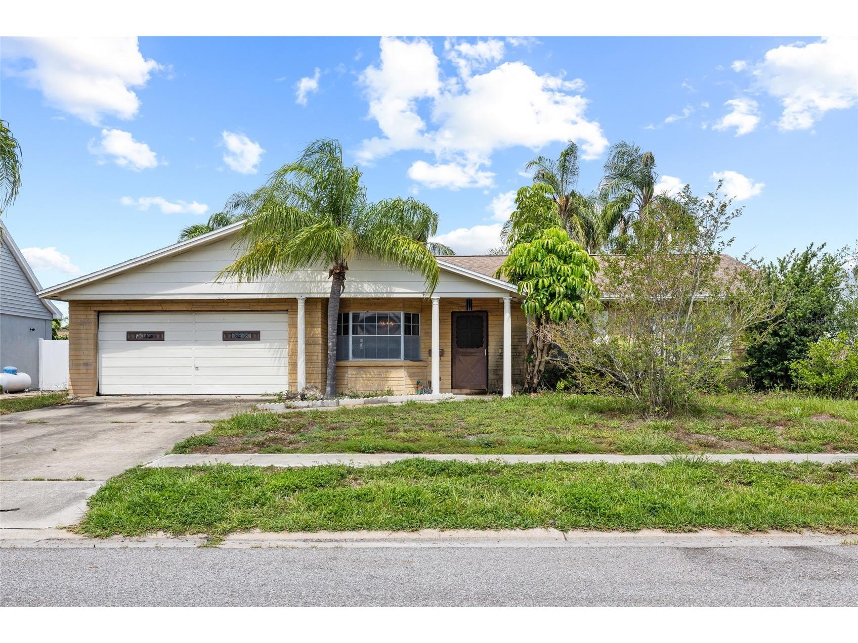 4709 Travertine Drive Tampa FL 33615 TB8526267 image1