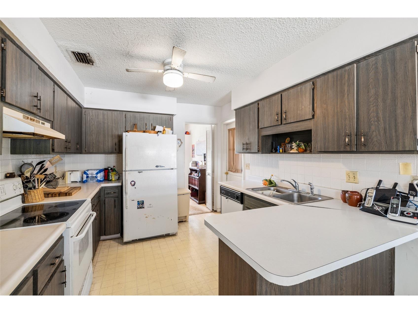 4709 Travertine Drive Tampa FL 33615 TB8526267 image6
