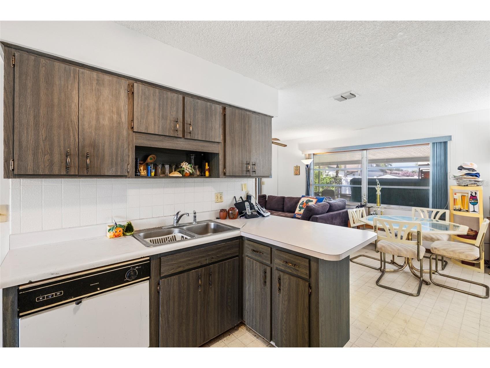 4709 Travertine Drive Tampa FL 33615 TB8526267 image9