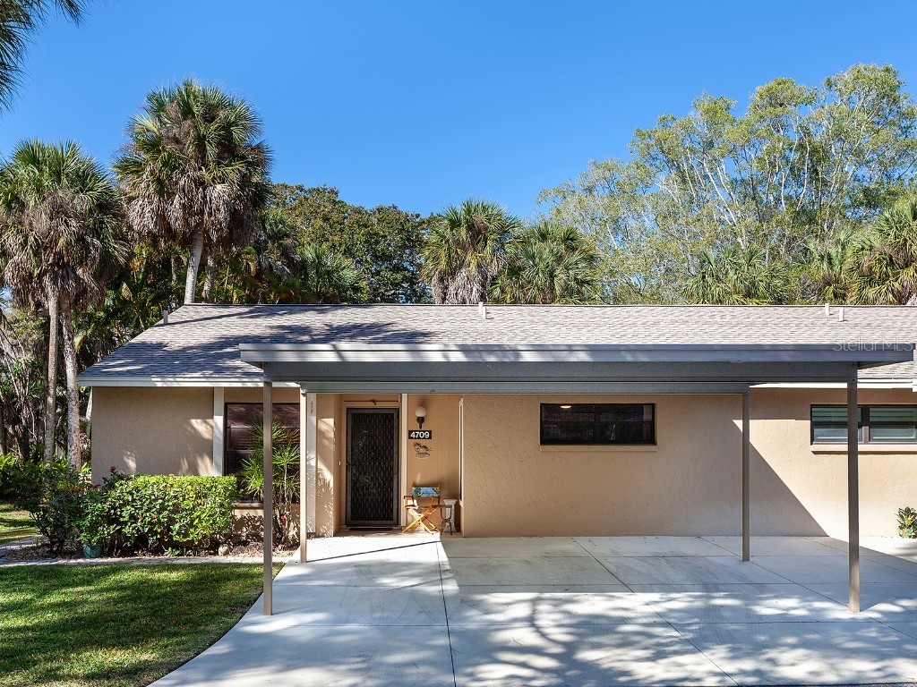 4709 Village Gardens Drive #65 Sarasota FL 34234 A4599755 image1