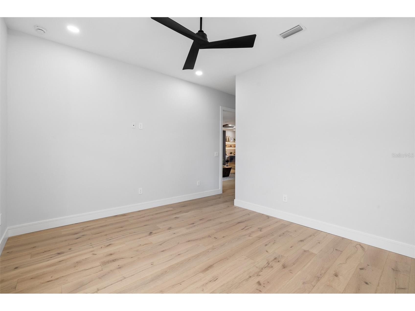 4709 W Estrella Street Tampa FL 33629 TB8452908 image50