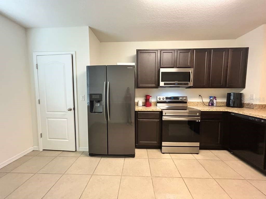 471 Arbor Lakes Drive Davenport FL 33896 S5150521 image4