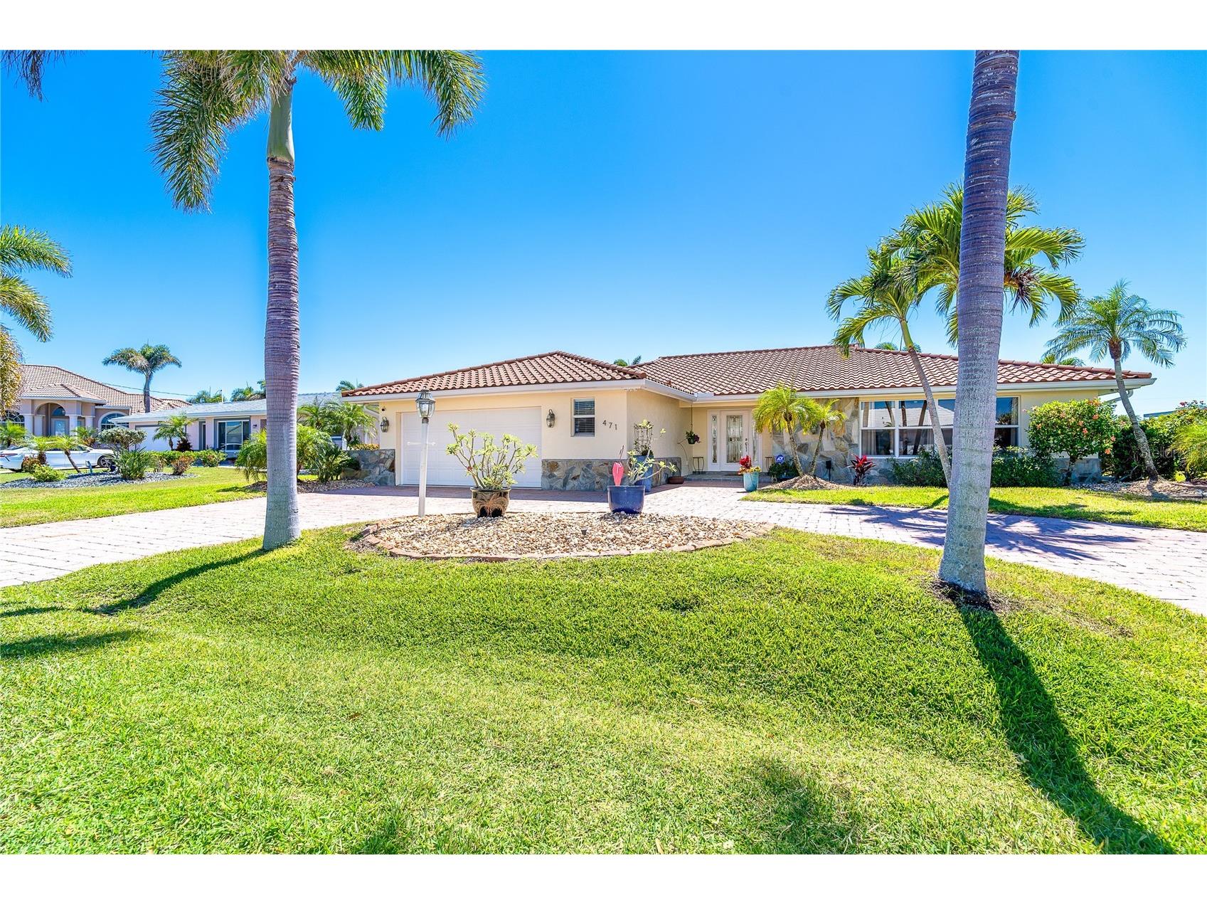 471 Capri Isles Court Punta Gorda FL 33950 D6145955 image2