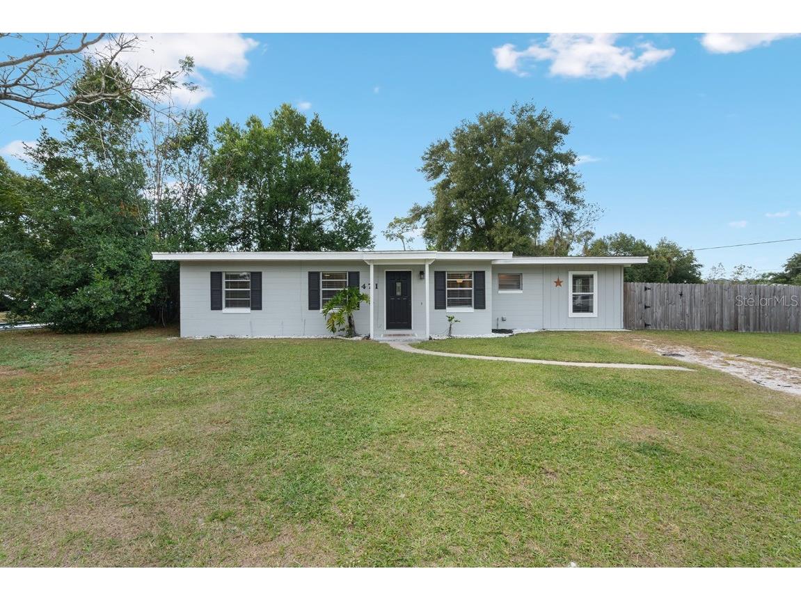 471 E 3rd Street Chuluota FL 32766 O6363524 image1