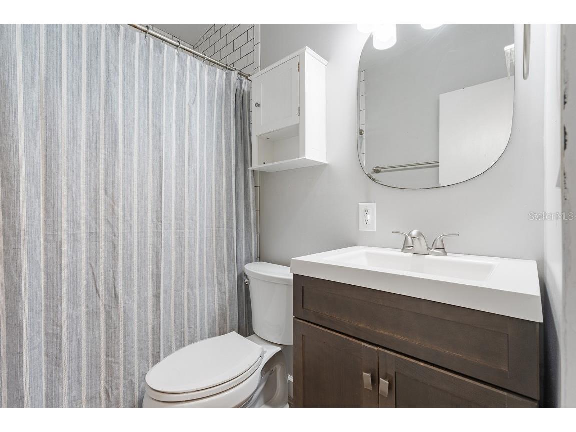 471 E 3rd Street Chuluota FL 32766 O6363524 image16