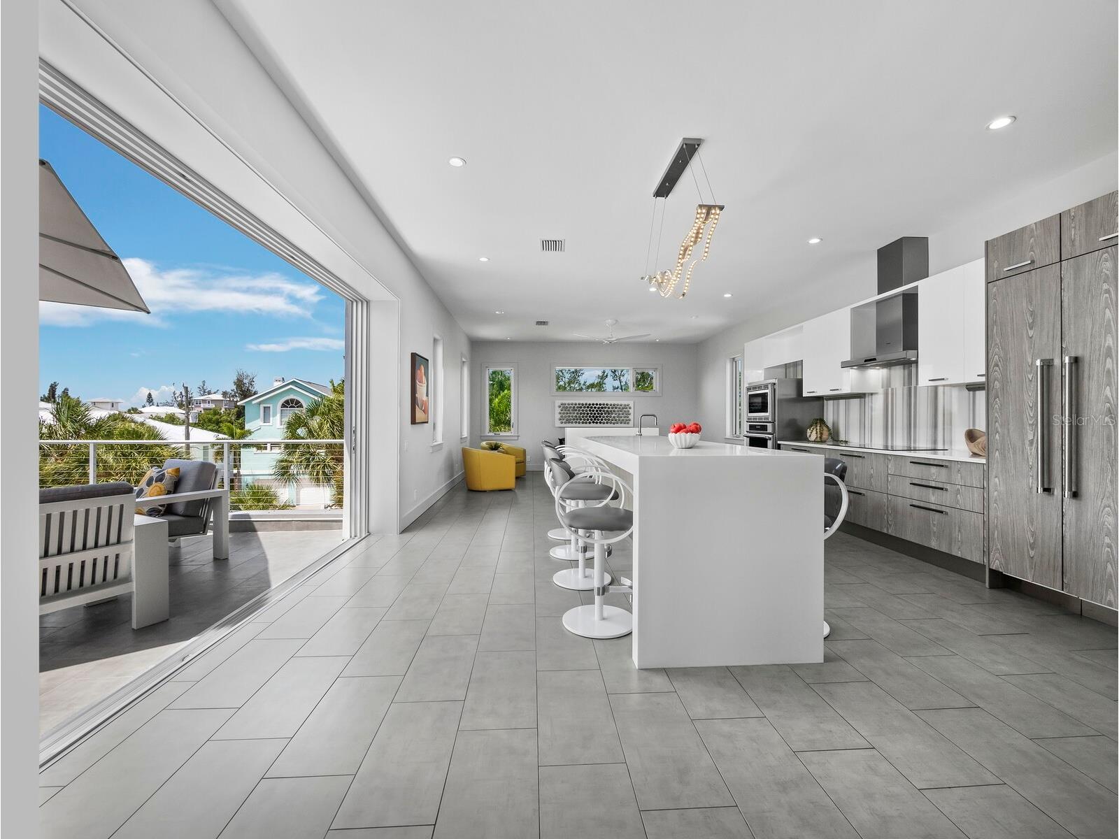 471 Island Circle Sarasota FL 34242 A4698115 image14