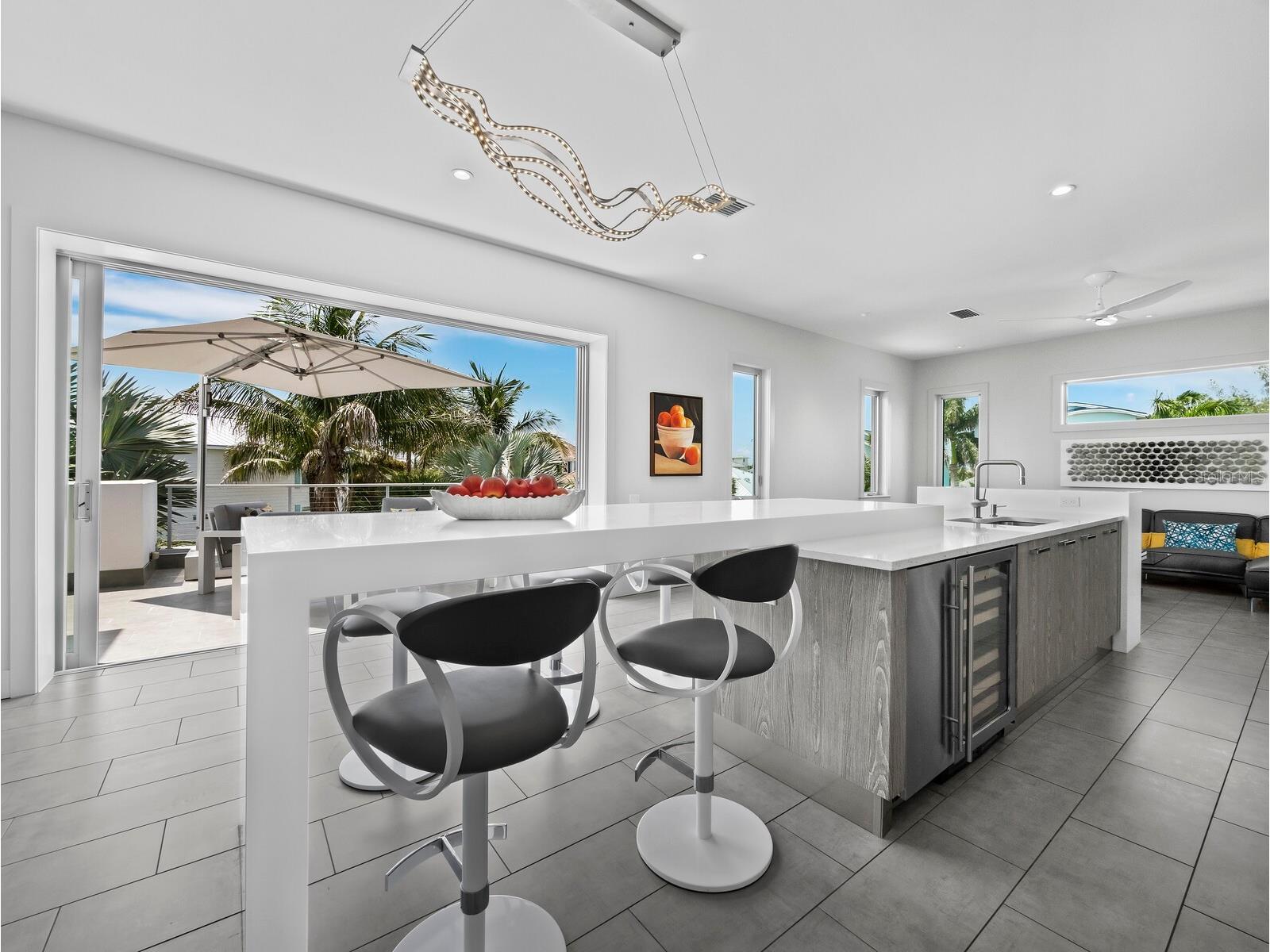 471 Island Circle Sarasota FL 34242 A4698115 image18