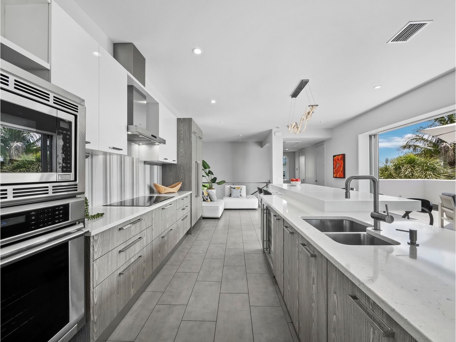 471 Island Circle Sarasota FL 34242 A4698115 image21