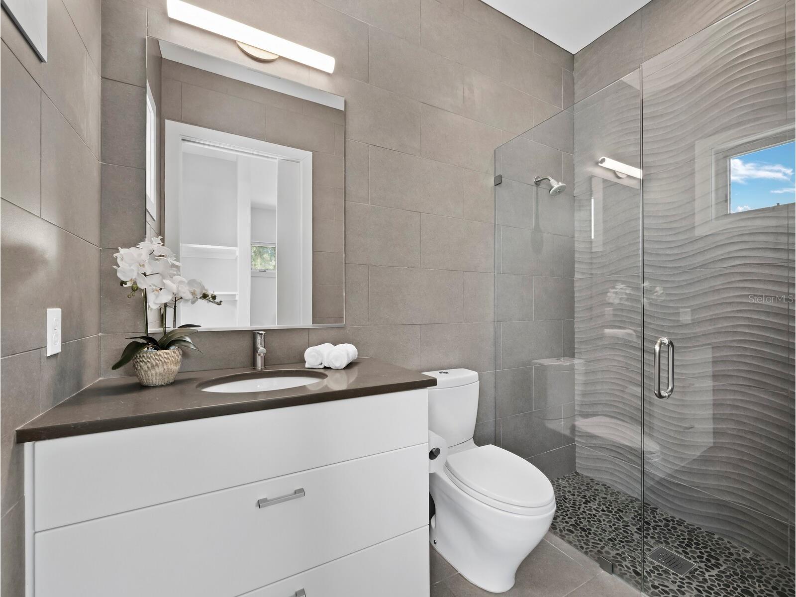 471 Island Circle Sarasota FL 34242 A4698115 image34