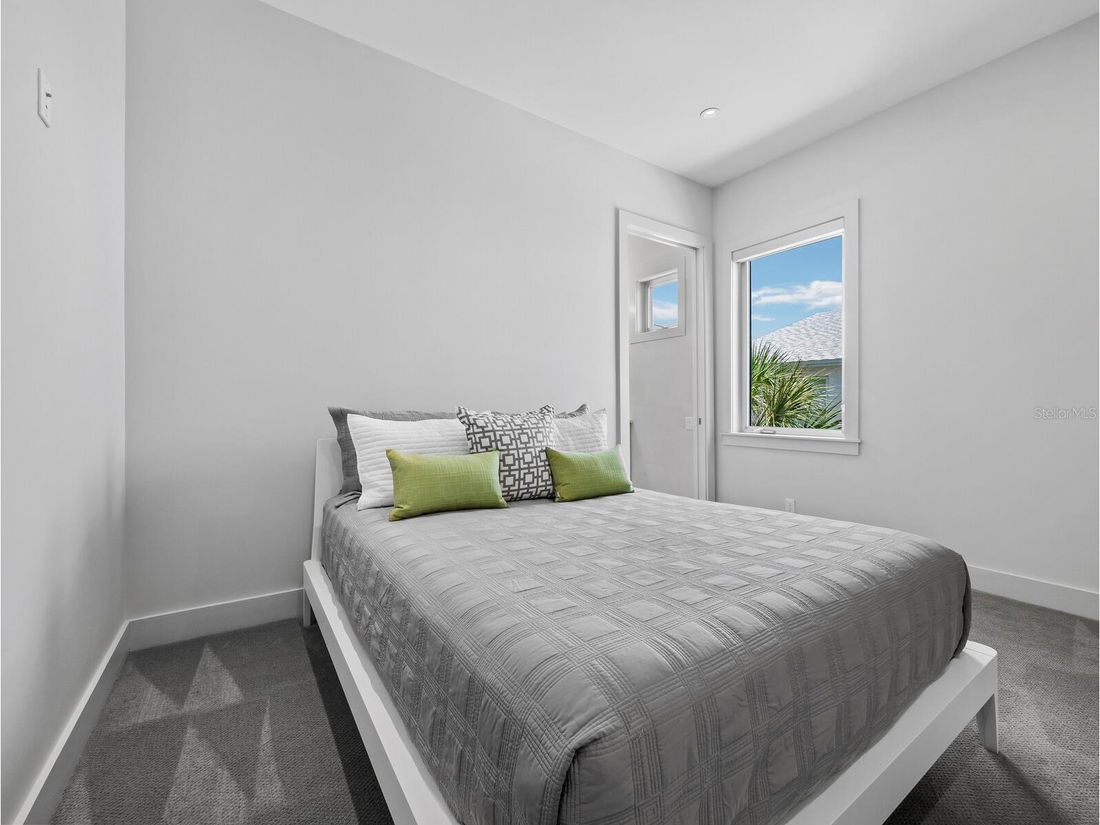 471 Island Circle Sarasota FL 34242 A4698115 image35