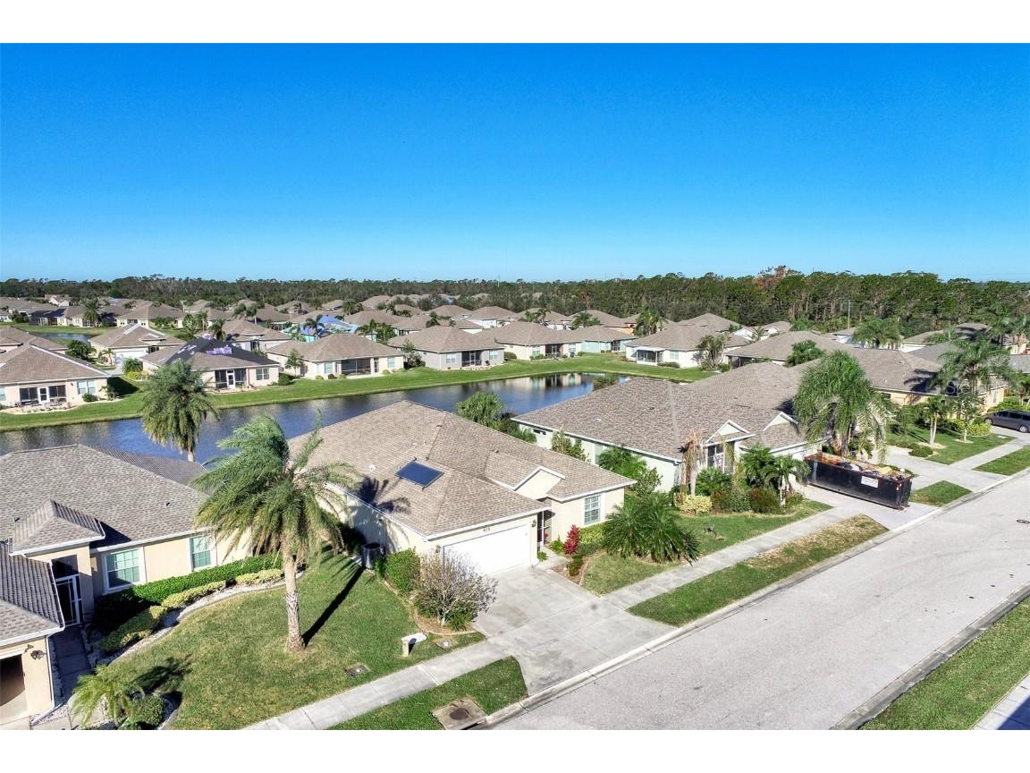 471 Tomoka Drive Englewood FL 34223 D6128519 image1