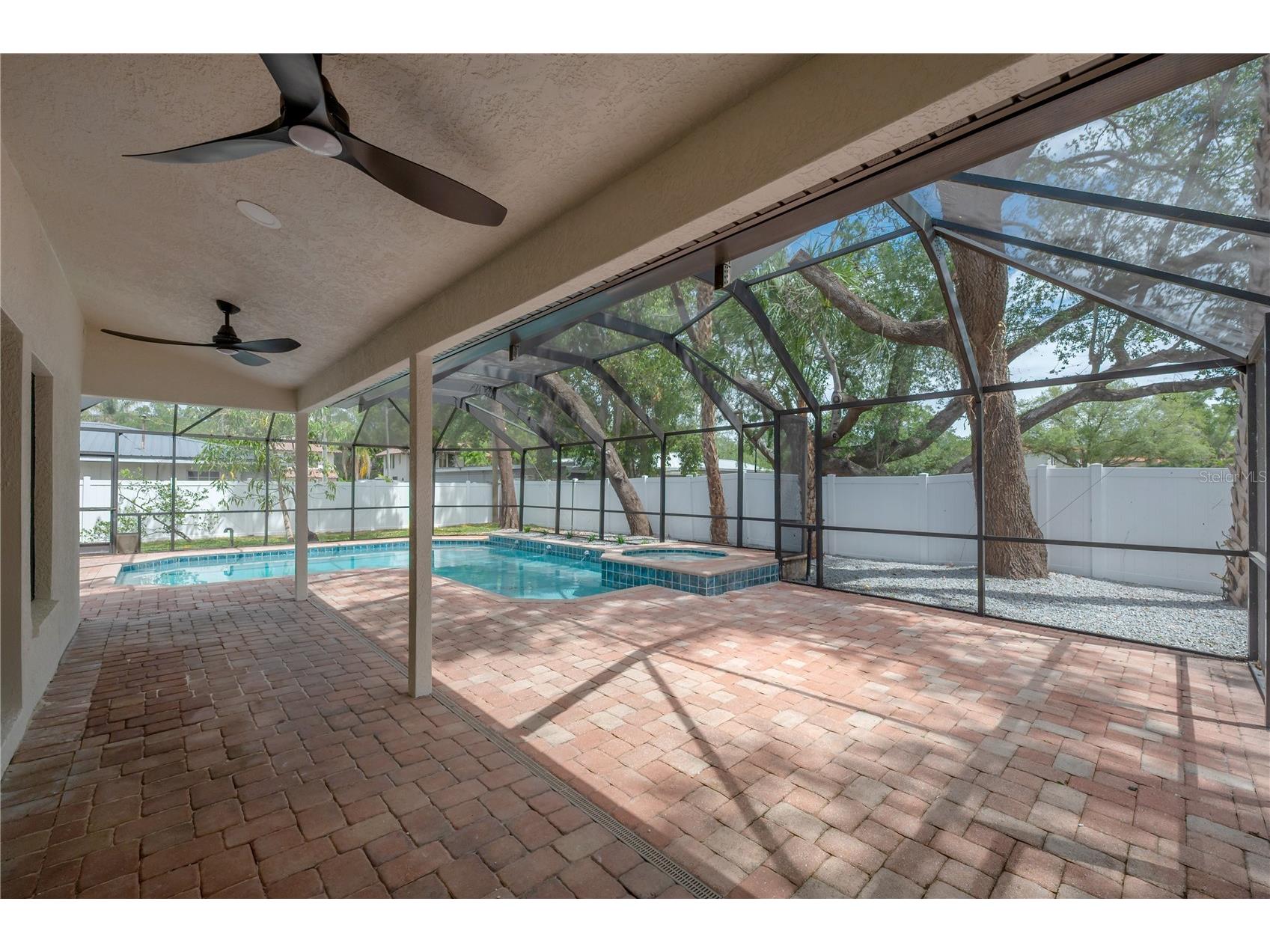 471 W Davis Boulevard Tampa FL 33606 TB8496105 image41