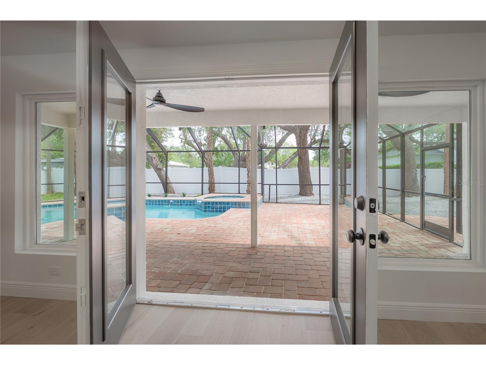 471 W Davis Boulevard Tampa FL 33606 TB8504805 image36