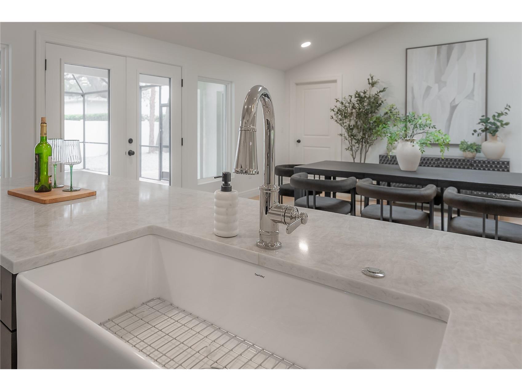 471 W Davis Boulevard Tampa FL 33606 TB8504805 image8