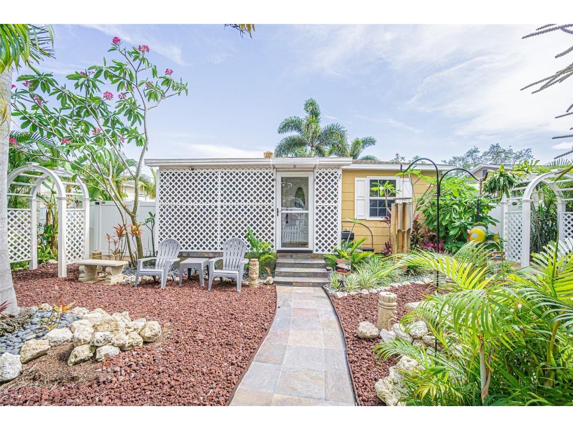 4710 22nd Avenue N Saint Petersburg FL 33713 U8204656 image1