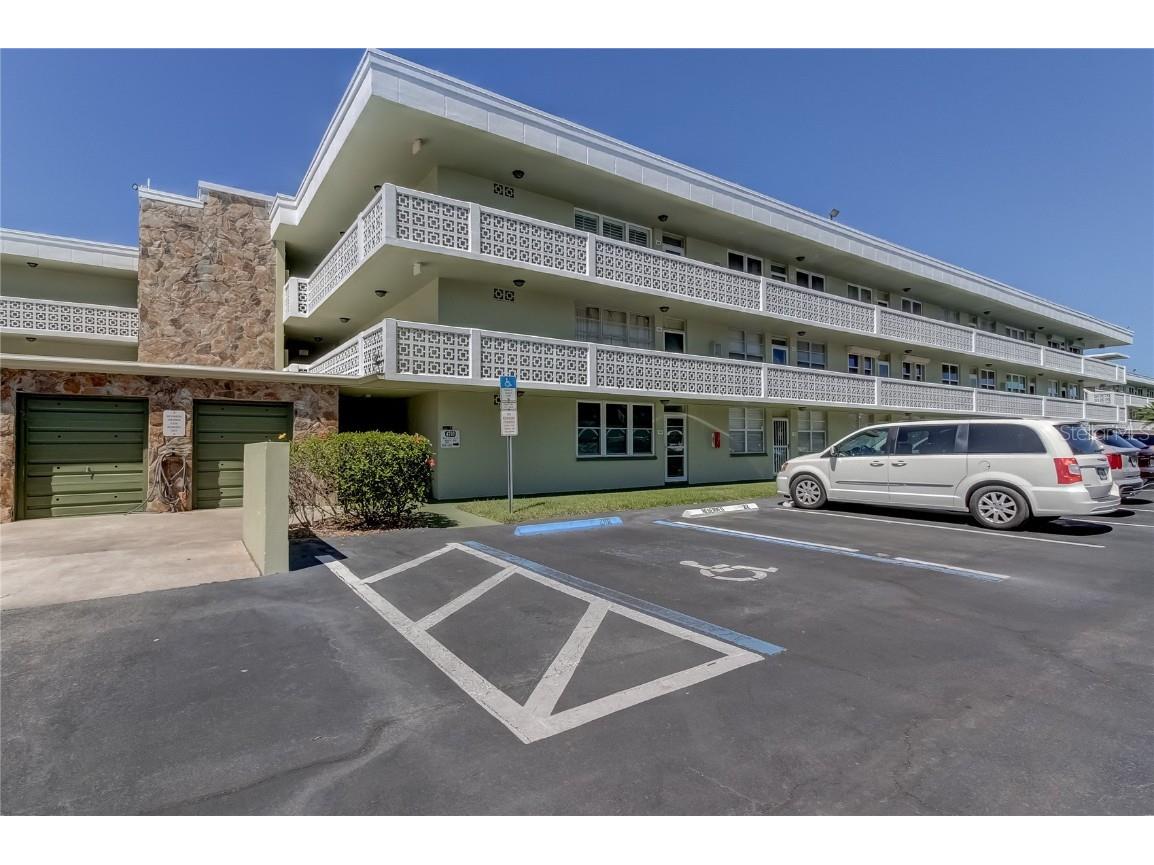 4710 Bay Street NE #319 Saint Petersburg FL 33703 U8194804 image1