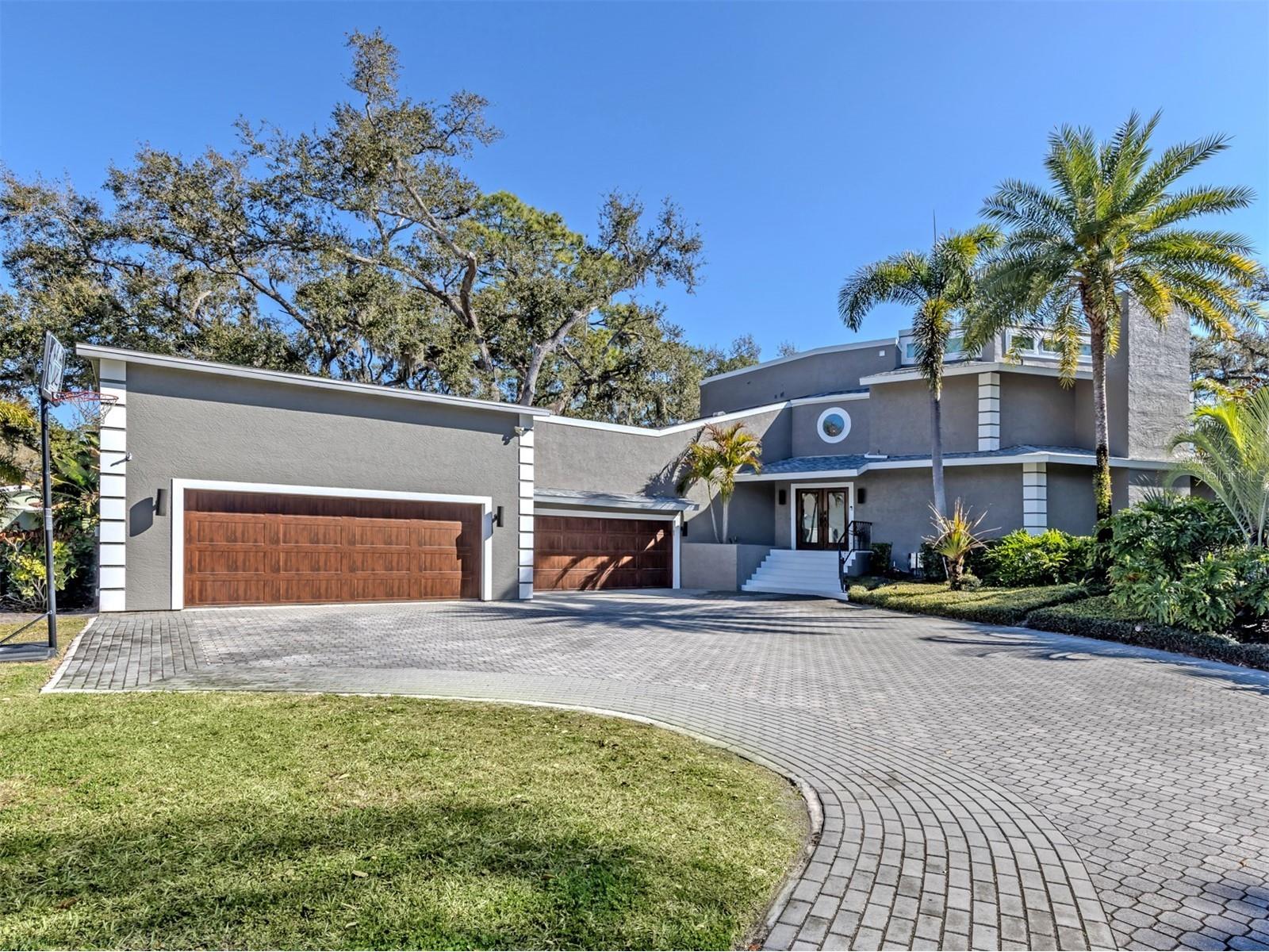 4710 Hidden Forest Lane Sarasota FL 34235 A4684063 image1