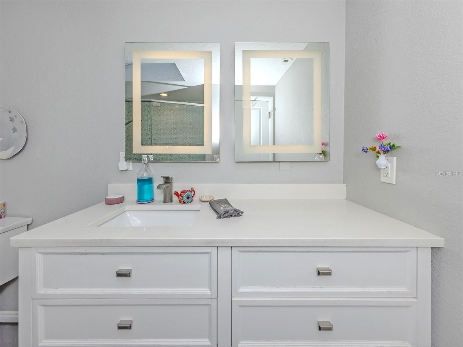 4710 Hidden Forest Lane Sarasota FL 34235 A4684063 image25