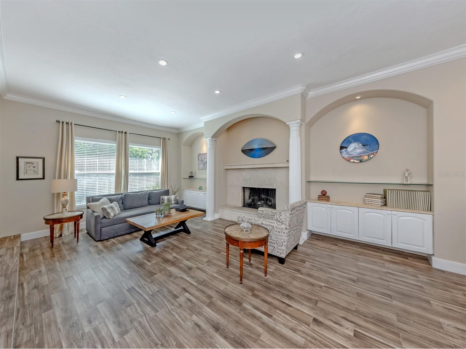 4710 Hidden Forest Lane Sarasota FL 34235 A4684063 image3