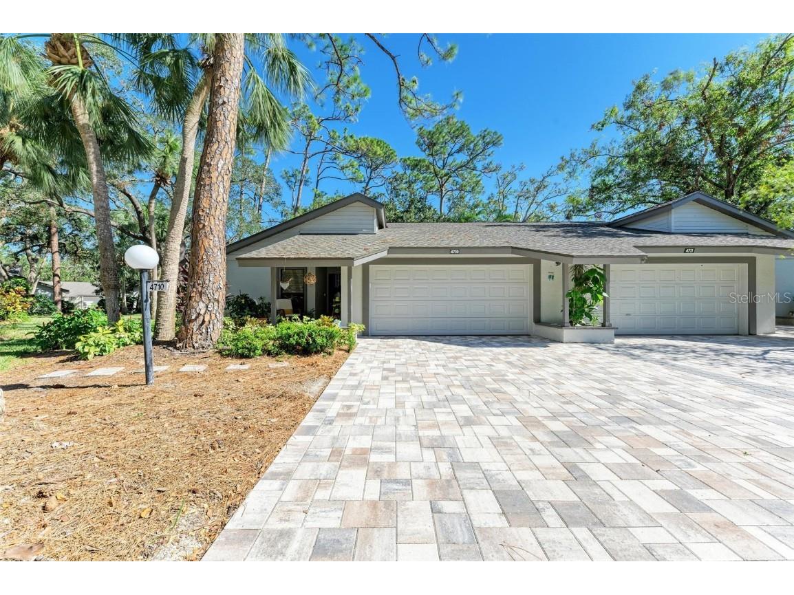 4710 Oak Forest Drive W #54 Sarasota FL 34231 A4629790 image1