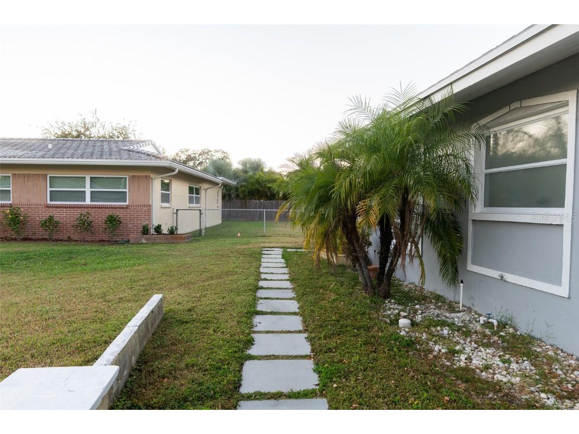 4710 Shale Place Tampa FL 33615 TB8449374 image4