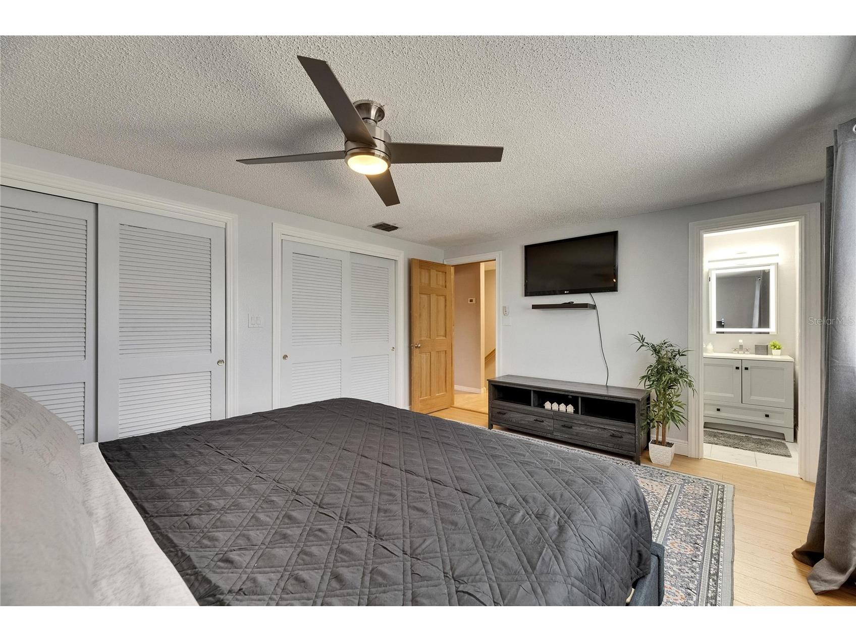 4710 Travertine Drive Tampa FL 33615 TB8473064 image14