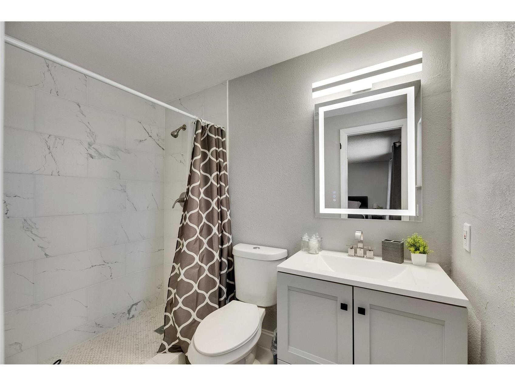 4710 Travertine Drive Tampa FL 33615 TB8473064 image16