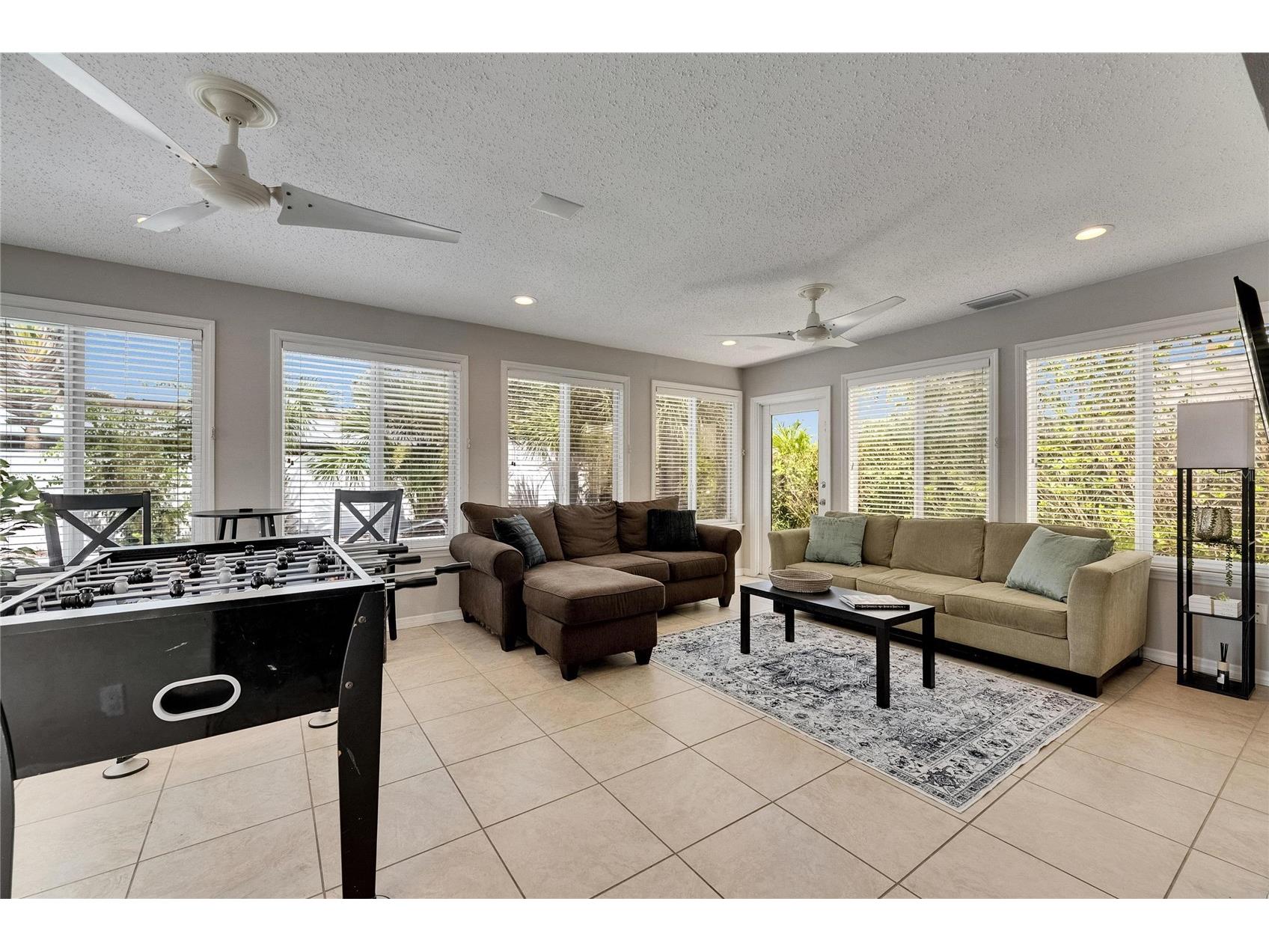 4710 Travertine Drive Tampa FL 33615 TB8473064 image31