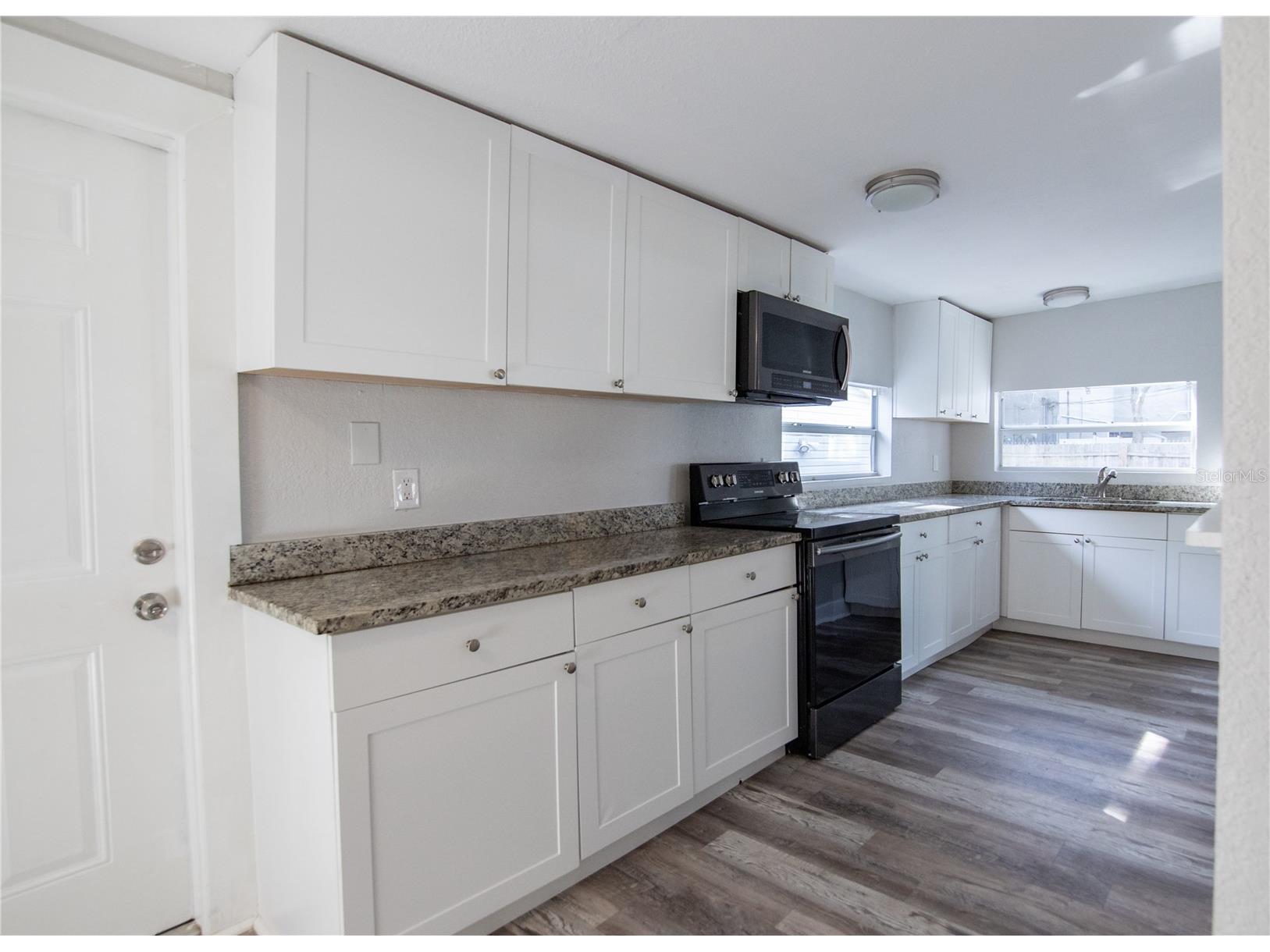 4710 W Price Avenue Tampa FL 33611 TB8502197 image10