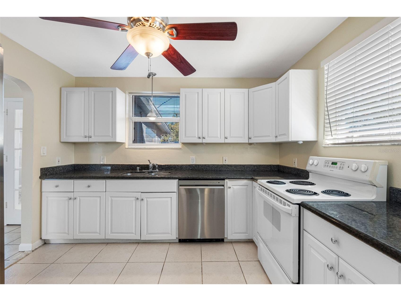 4711 28th Avenue N Saint Petersburg FL 33713 TB8466211 image7
