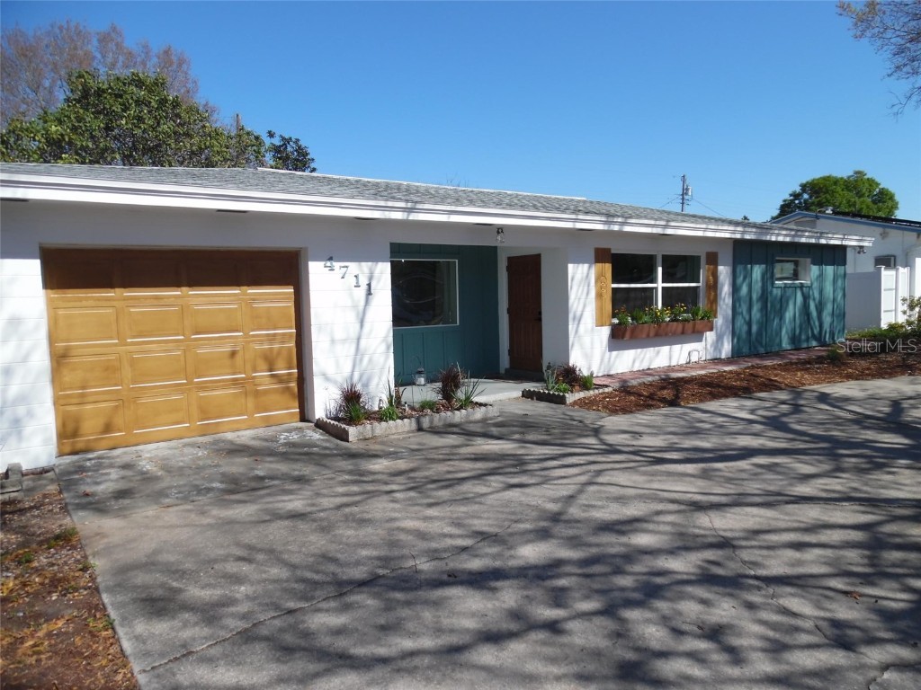 4711 54th Avenue N Saint Petersburg FL 33714 U8191596 image1