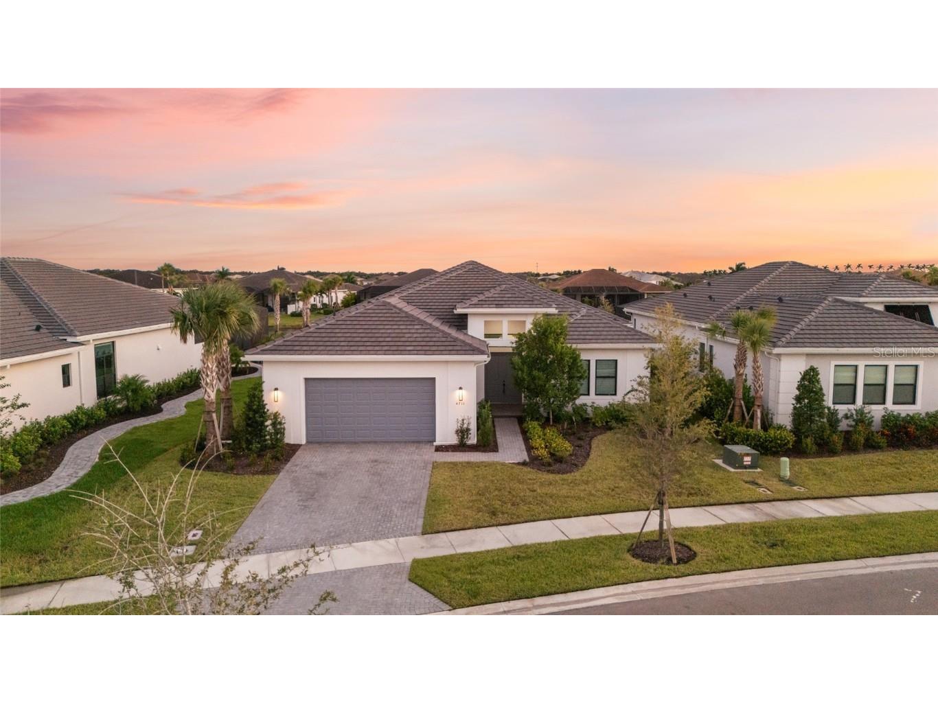 4711 Cedron Court Sarasota FL 34240 A4646513 image8