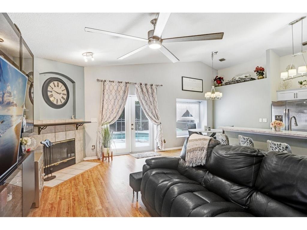 4711 Copper Canyon Boulevard Valrico FL 33594 TB8499123 image10