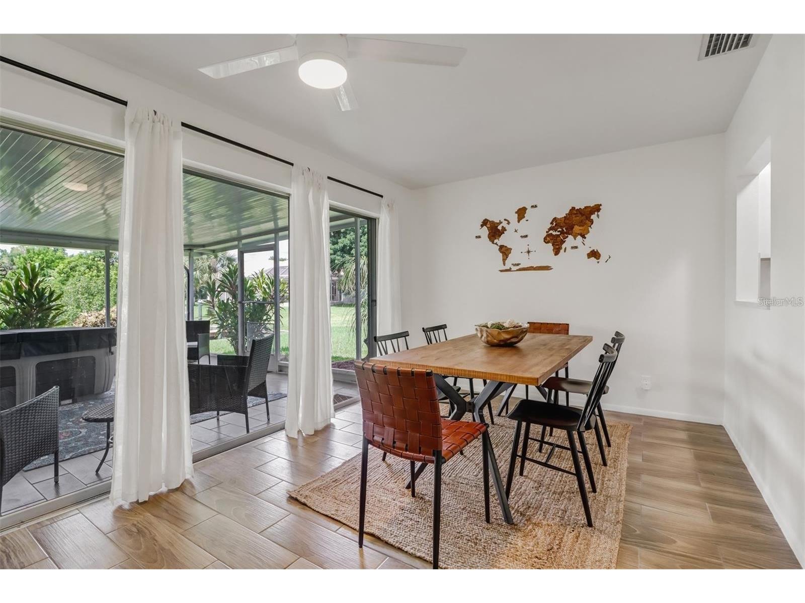 4711 Forest Glen Drive North Fort Myers FL 33903 OM726353 image10