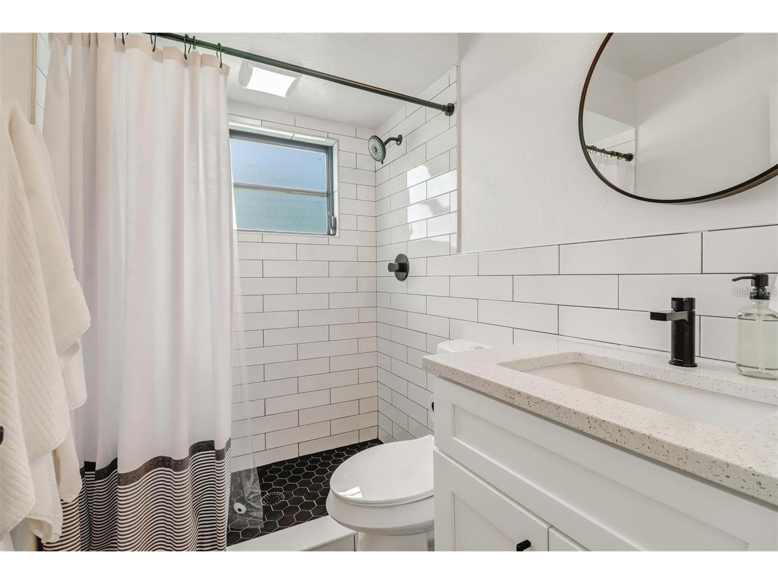 4711 Forest Glen Drive North Fort Myers FL 33903 OM726353 image14
